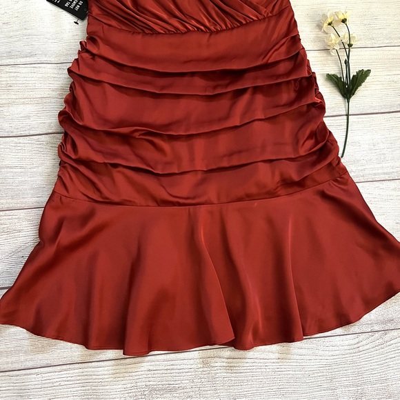 EXPRESS Satin Ruched Mini Dress - Picture 5 of 16